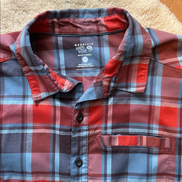 Mountain Hardwear Red & Blue Plaid Long-Sleeve Button-Down Shirt - Picture 2 of 12